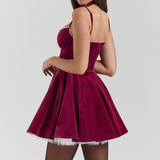 Eva | Samt-Minikleid mit Spaghettiträgern und Ausgestelltem Rock