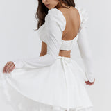 Dagny | Weißes Oberteil mit Puffärmeln und Minirock mit Schleife